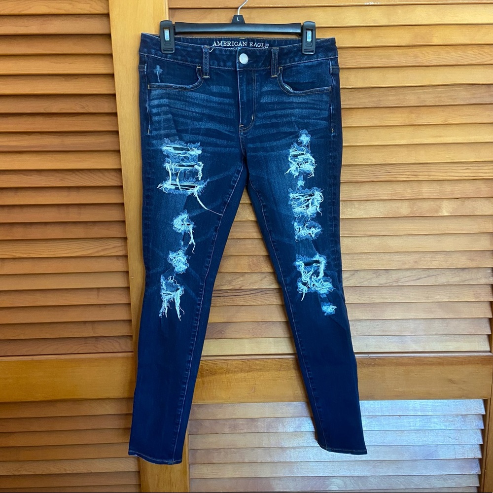 American Eagle Ripped Skinny Jeans Size 8